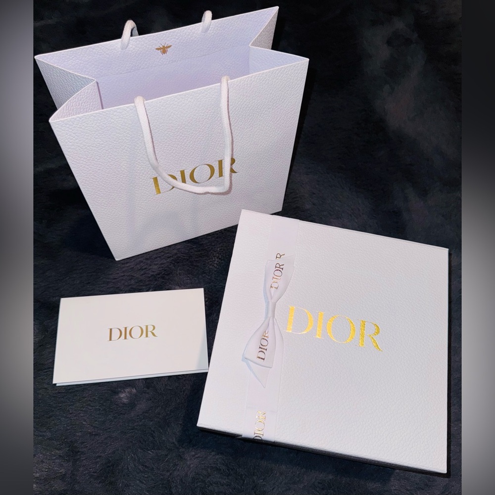 Dior White Gift Box Set With Bag & Card & Ribbon | Brand New | 9.25x9.25x4.75in